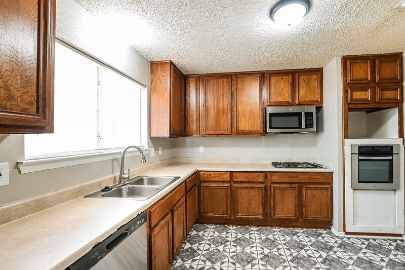 1,825/Mo, 16418 N Cross Dr Houston, TX 77073 Kitchen View