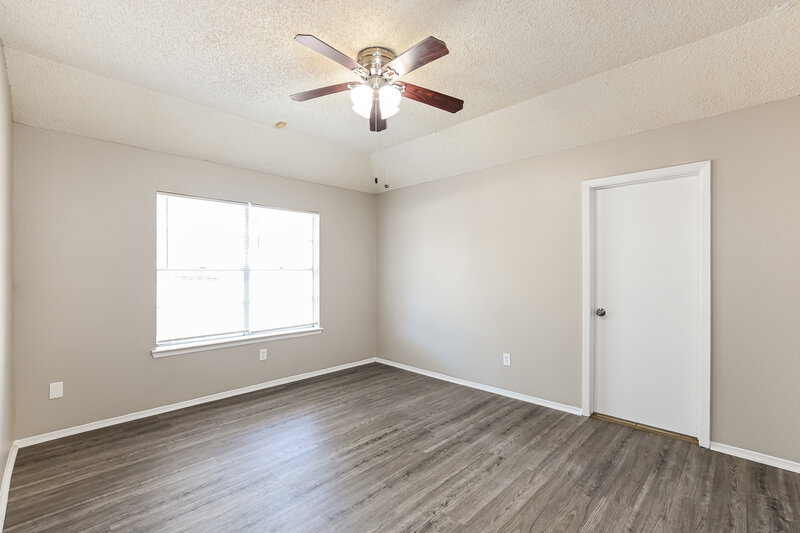 1,825/Mo, 16418 N Cross Dr Houston, TX 77073 Main Bedroom View 2