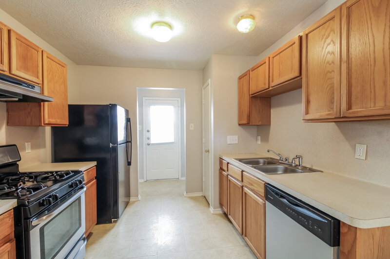 1,615/Mo, 1434 Glasholm Dr Houston, TX 77073 Kitchen View