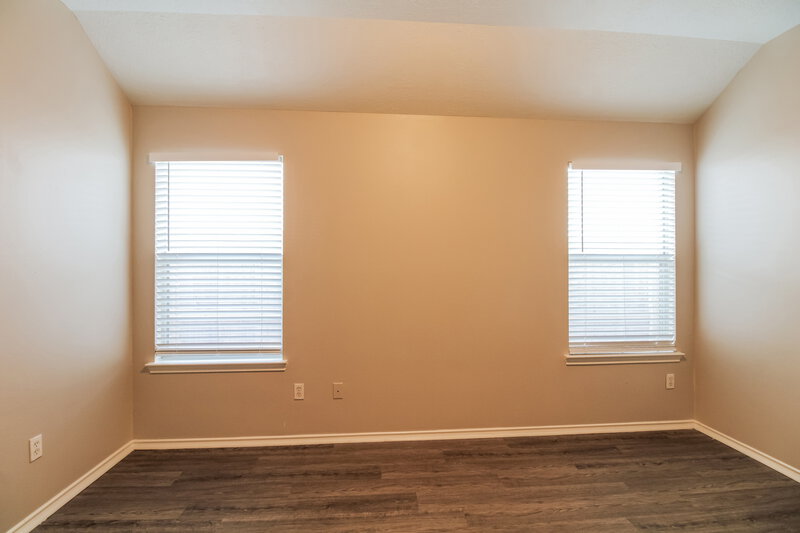 1,615/Mo, 1434 Glasholm Dr Houston, TX 77073 Main Bedroom View