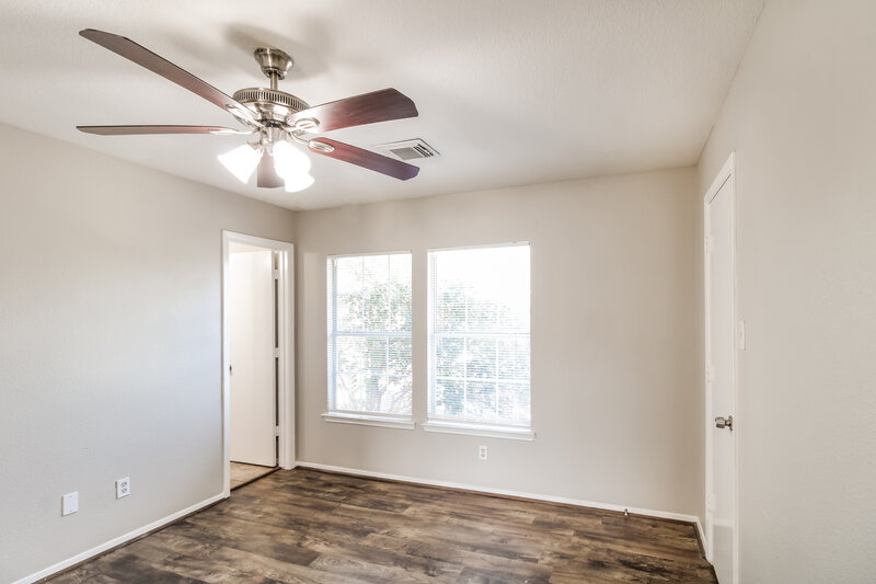 1,535/Mo, 1145 Verde Trails Dr Houston, TX 77073 Main Bedroom View 2