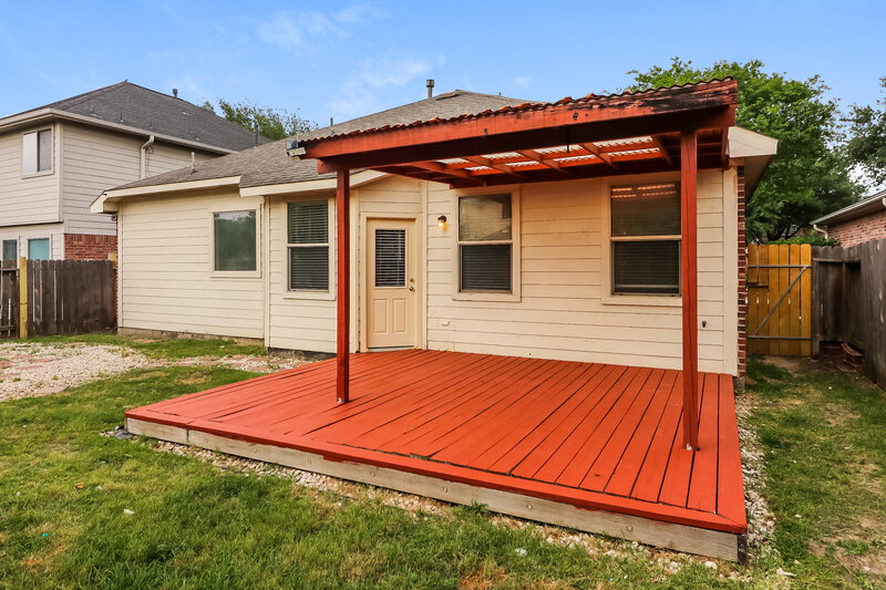 1,885/Mo, 19927 Sapphire Mist Ct Houston, TX 77073 Rear View