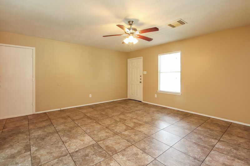 1,775/Mo, 1447 Grand Prince Ln Houston, TX 77073 Living Room View