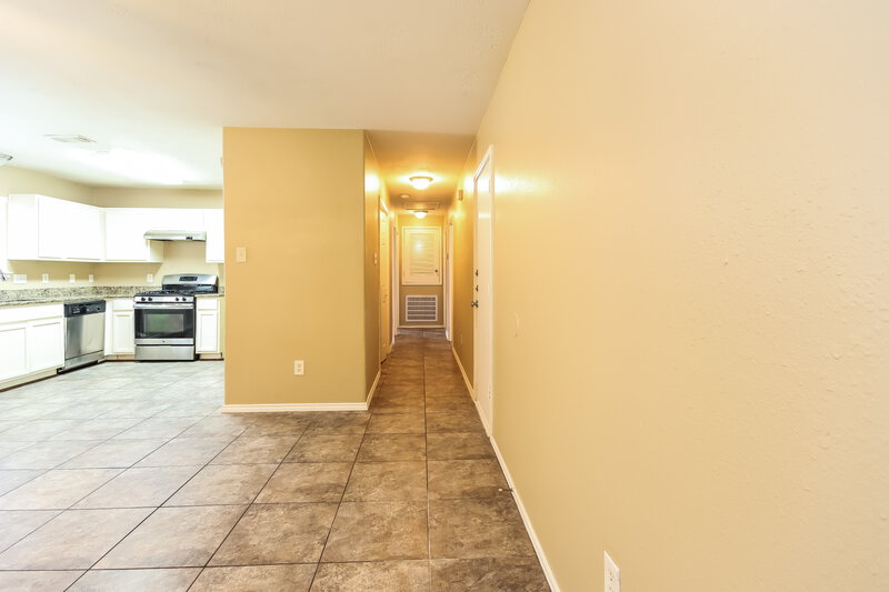 1,775/Mo, 1447 Grand Prince Ln Houston, TX 77073 Living Room View 2