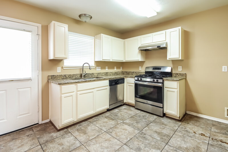 1,775/Mo, 1447 Grand Prince Ln Houston, TX 77073 Kitchen View