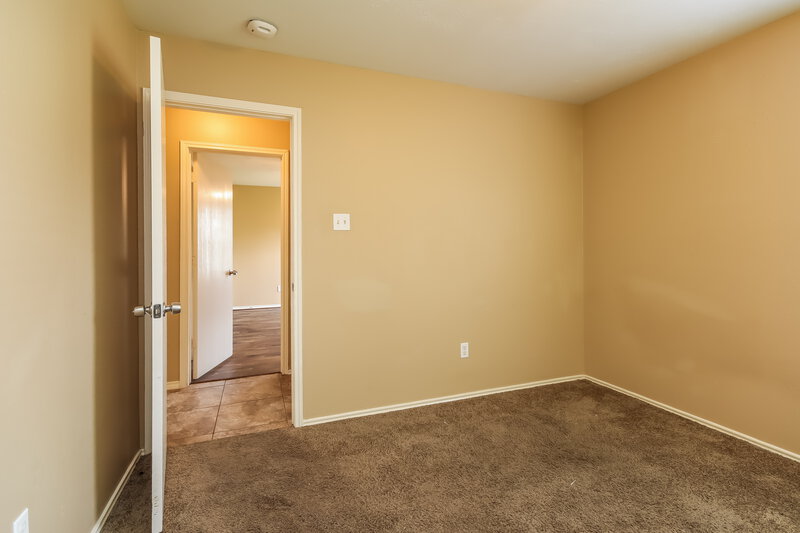 1,775/Mo, 1447 Grand Prince Ln Houston, TX 77073 Bedroom View 4