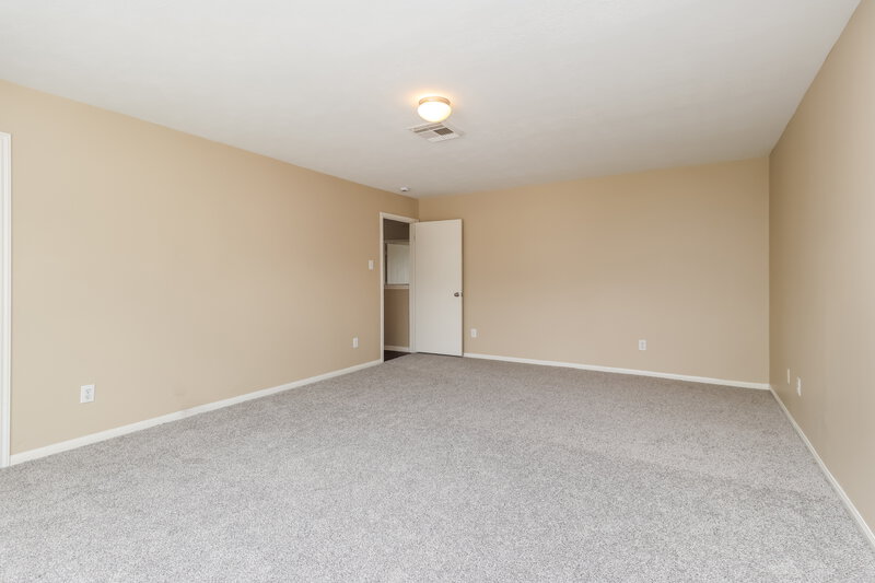 1,945/Mo, 3226 Dogwood Springs Dr Houston, TX 77073 Bedroom View