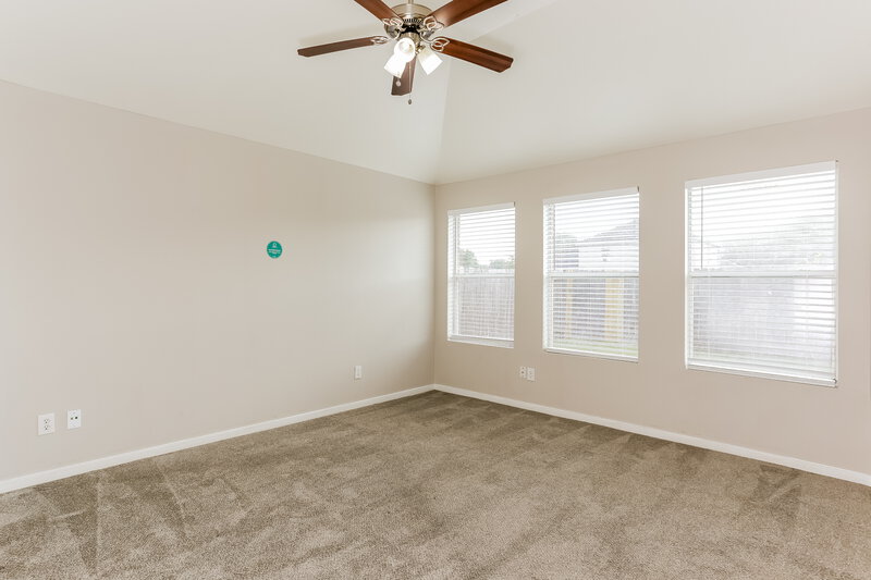 1,715/Mo, 16222 Youpon Valley Dr Houston, TX 77073 Main Bedroom View 2