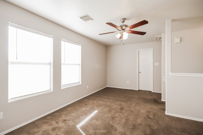 1,785/Mo, 16830 Perryton Ln Houston, TX 77073 Loft View