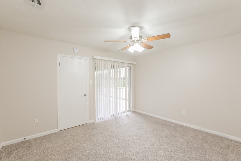 1,705/Mo, 16319 N Mist Dr Houston, TX 77073 Main Bedroom View