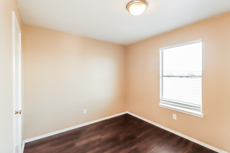 1,975/Mo, 407 Willow West Dr Houston, TX 77073 Bedroom View 3
