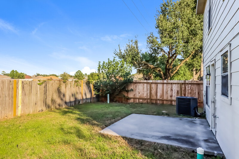 1,975/Mo, 407 Willow West Dr Houston, TX 77073 Rear View 2