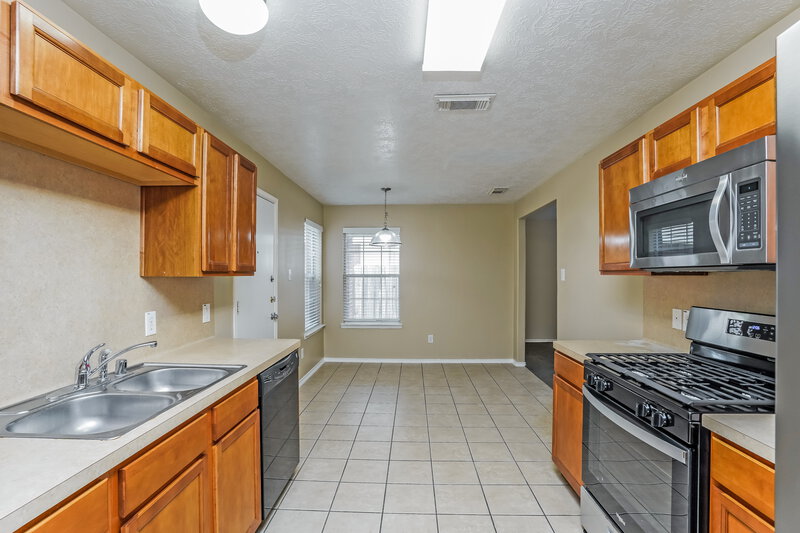 1,640/Mo, 1410 Rising Springs Ln Houston, TX 77073 Misc View 6