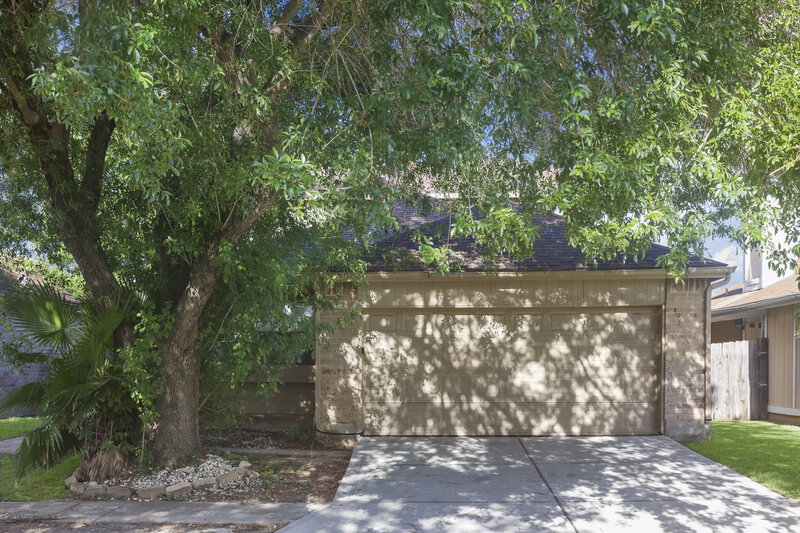 2,155/Mo, 3422 Benfield Dr Houston, TX 77082 External View