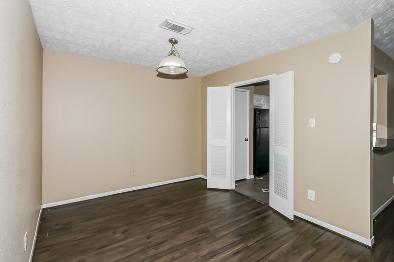 1,625/Mo, 3425 Benfield Dr Houston, TX 77082 Dining Room View