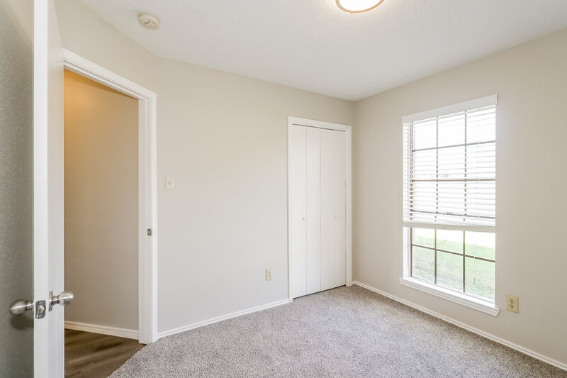 2,070/Mo, 16119 Salida de Sol Dr Houston, TX 77083 Bedroom View