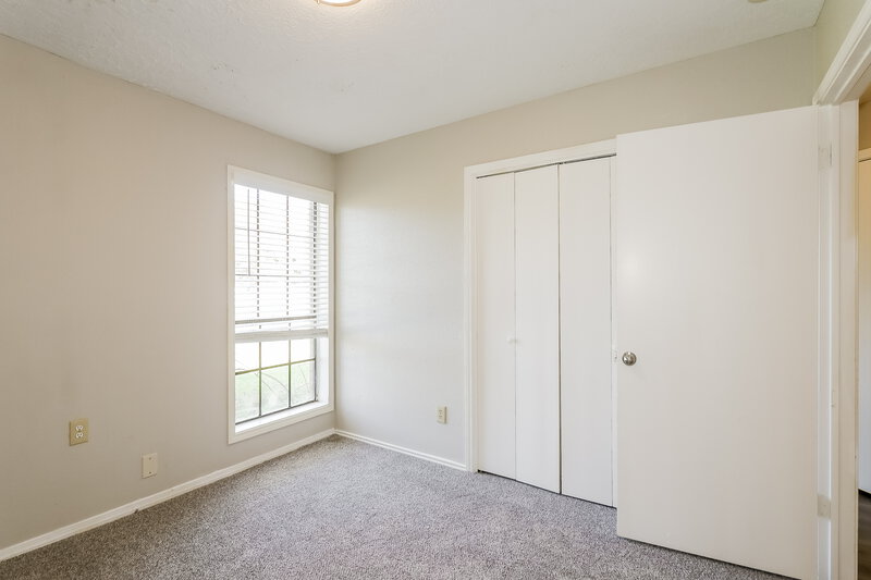 2,070/Mo, 16119 Salida de Sol Dr Houston, TX 77083 Bedroom View 3