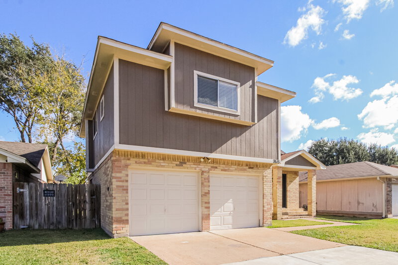 1,715/Mo, 7615 Alegria Dr Houston, TX 77083 Front View
