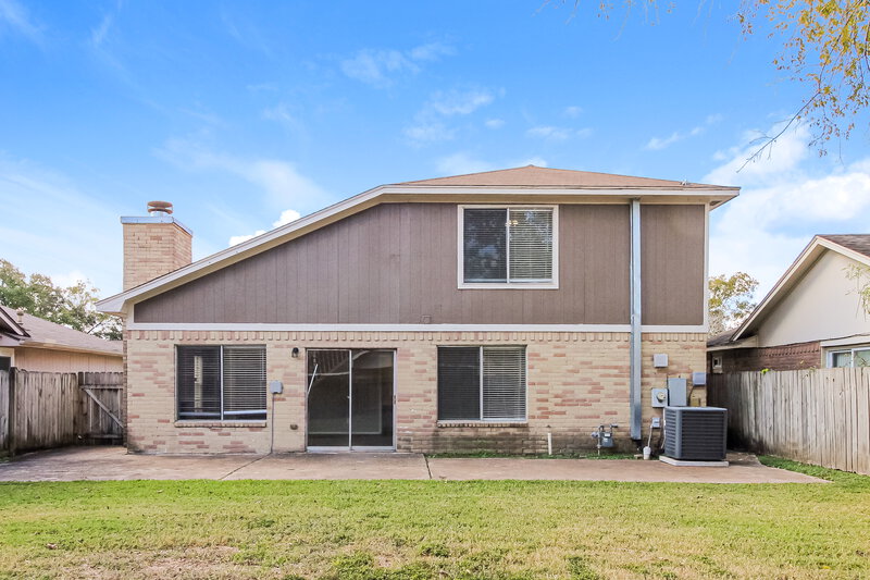 1,715/Mo, 7615 Alegria Dr Houston, TX 77083 Rear View