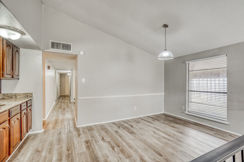 1,645/Mo, 15614 Mendocino Dr Houston, TX 77083 Dining Room View