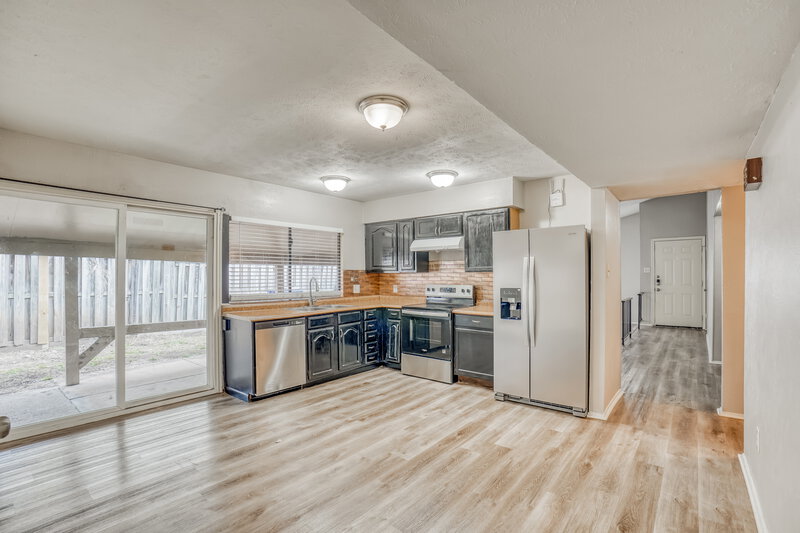 1,645/Mo, 15614 Mendocino Dr Houston, TX 77083 Breakfast Nook View