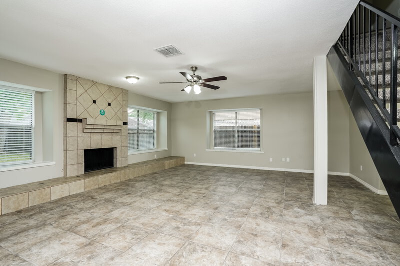 1,895/Mo, 16211 Sierra Grande Dr Houston, TX 77083 Living Room View 2