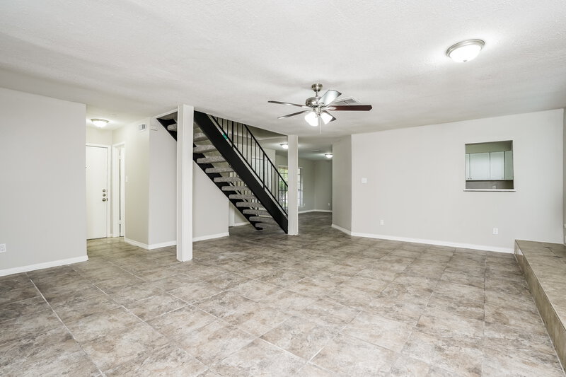 1,895/Mo, 16211 Sierra Grande Dr Houston, TX 77083 Living Room View 3