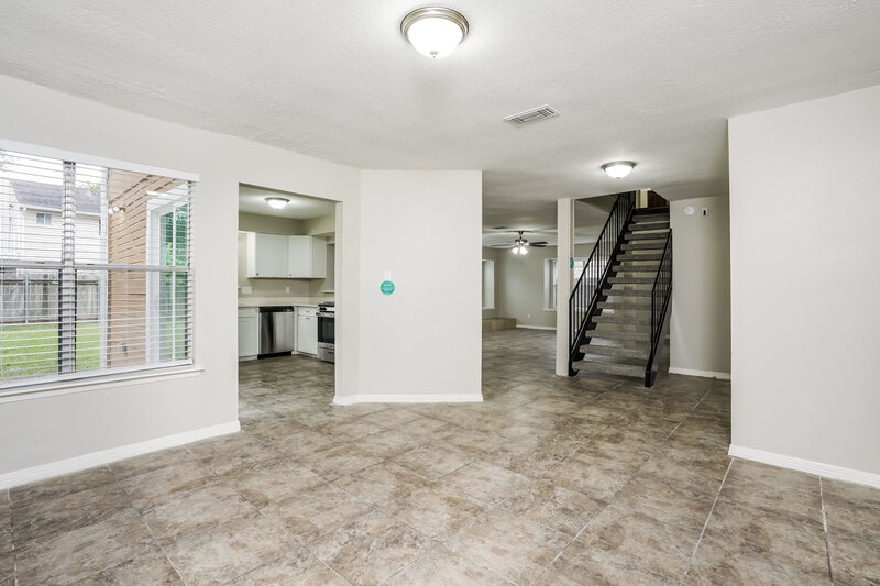1,895/Mo, 16211 Sierra Grande Dr Houston, TX 77083 Living Room View 4