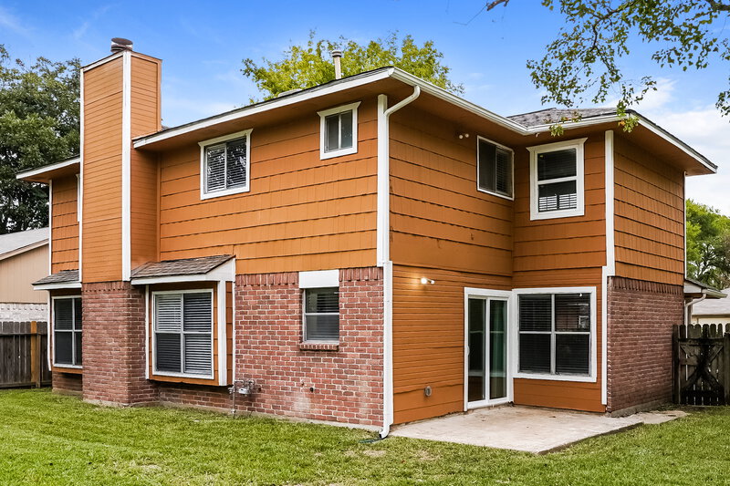 1,895/Mo, 16211 Sierra Grande Dr Houston, TX 77083 Rear View