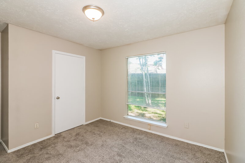 1,760/Mo, 15306 Evergreen Place Dr Houston, TX 77083 Bedroom View