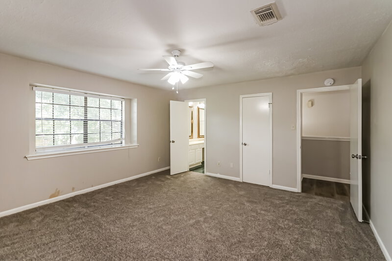 1,960/Mo, 15127 Camino del Sol Dr Houston, TX 77083 Main Bedroom View