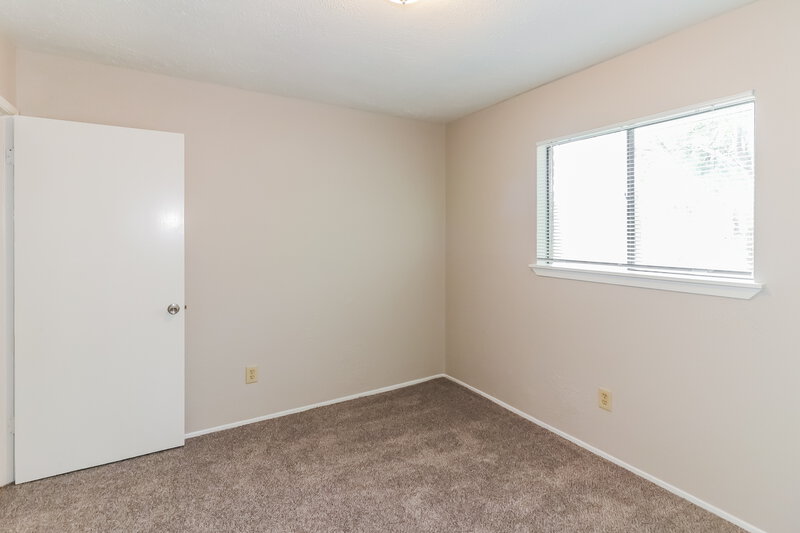 1,835/Mo, 15619 Loma Verde Dr Houston, TX 77083 Bedroom View