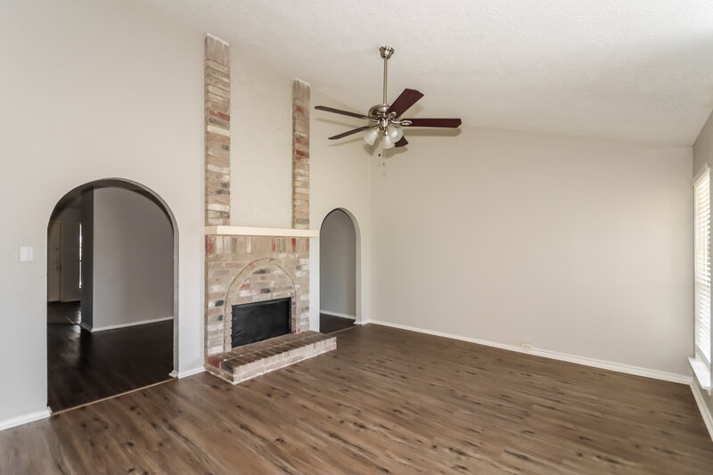 1,725/Mo, 13916 Bonnercrest Dr Houston, TX 77083 Misc View 2