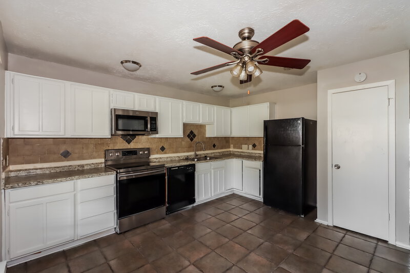 1,725/Mo, 13916 Bonnercrest Dr Houston, TX 77083 Misc View 7