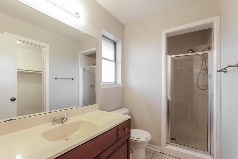 1,890/Mo, 4435 Jura Dr Houston, TX 77084 Master Bathroom View