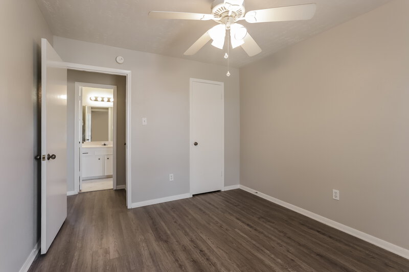 1,890/Mo, 4435 Jura Dr Houston, TX 77084 Bedroom View 5