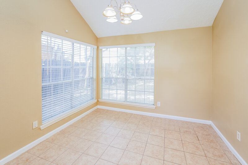 1,955/Mo, 18082 Garden Manor Dr Houston, TX 77084 Dining Room View