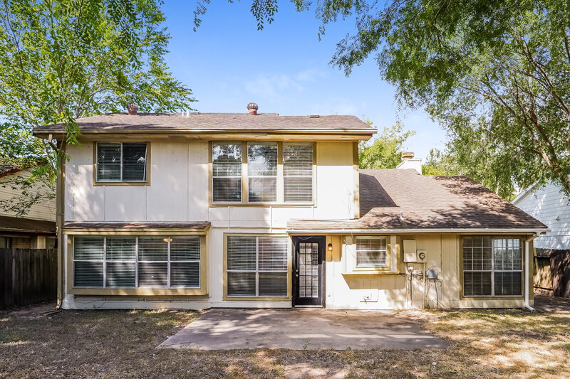 1,955/Mo, 18082 Garden Manor Dr Houston, TX 77084 Rear View