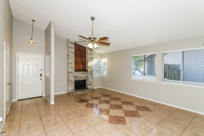 1,655/Mo, 17728 Northhagen Dr Houston, TX 77084 Living Room View