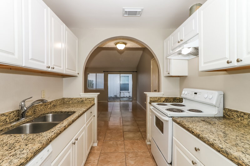 1,655/Mo, 17728 Northhagen Dr Houston, TX 77084 Kitchen View 2