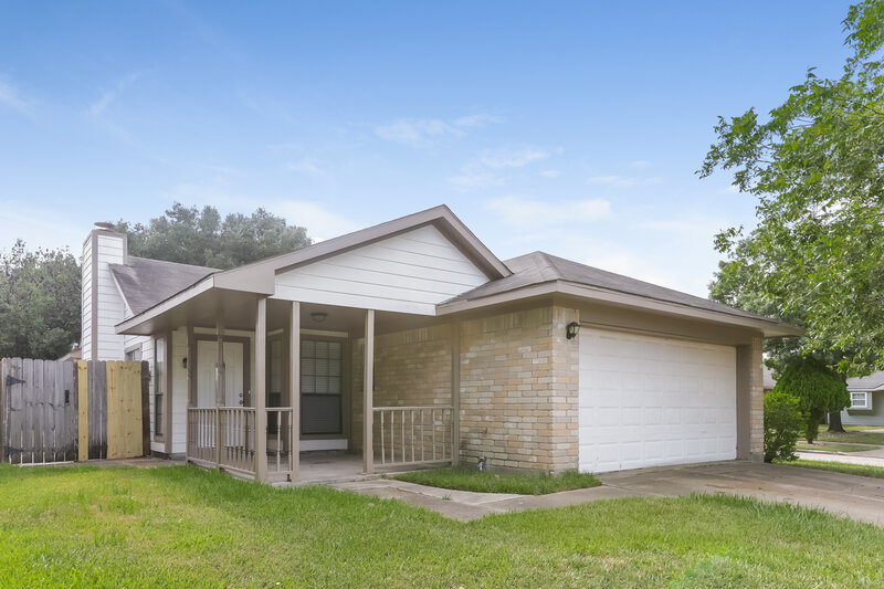 1,670/Mo, 6395 Crossway Dr Houston, TX 77084 Front View 2