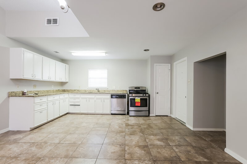 1,670/Mo, 6395 Crossway Dr Houston, TX 77084 Kitchen View