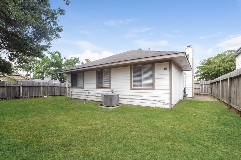 1,670/Mo, 6395 Crossway Dr Houston, TX 77084 Rear View