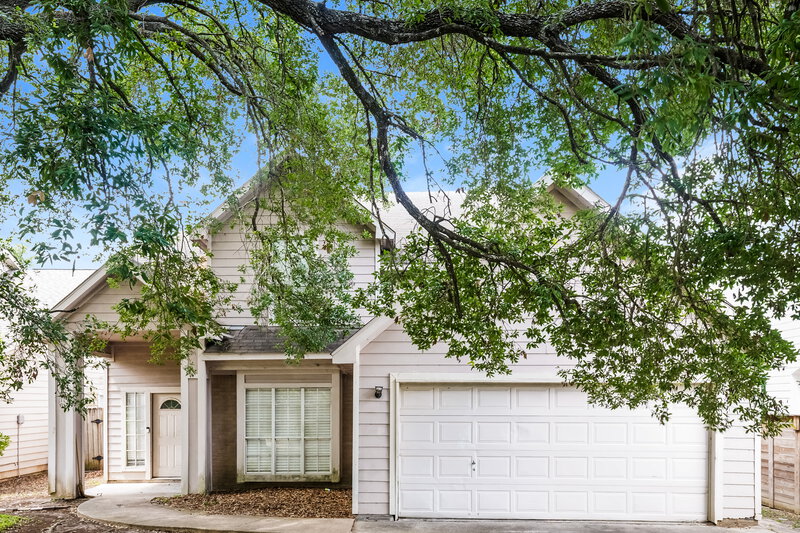 1,910/Mo, 6610 Roberson Rd Houston, TX 77085 External View
