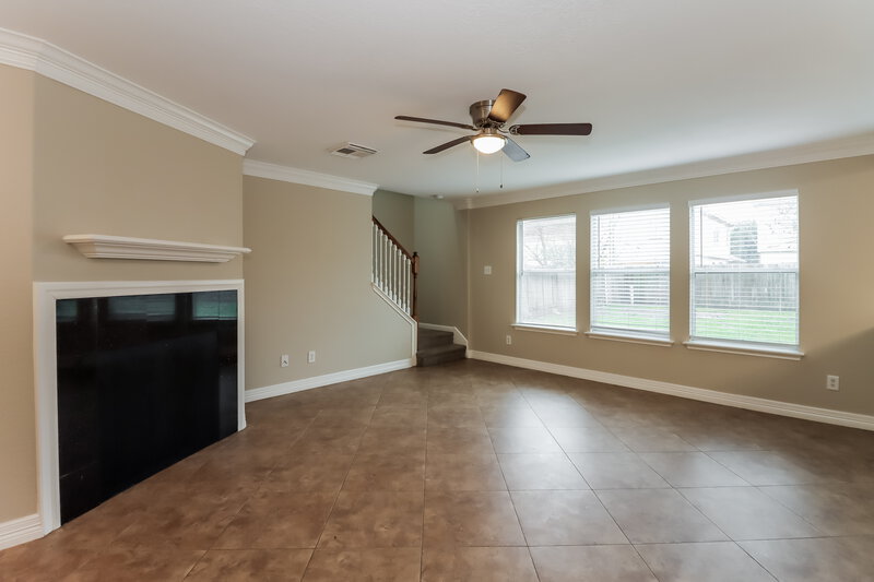 1,945/Mo, 15411 Blue Creek Ranch Dr Houston, TX 77086 Living Room View