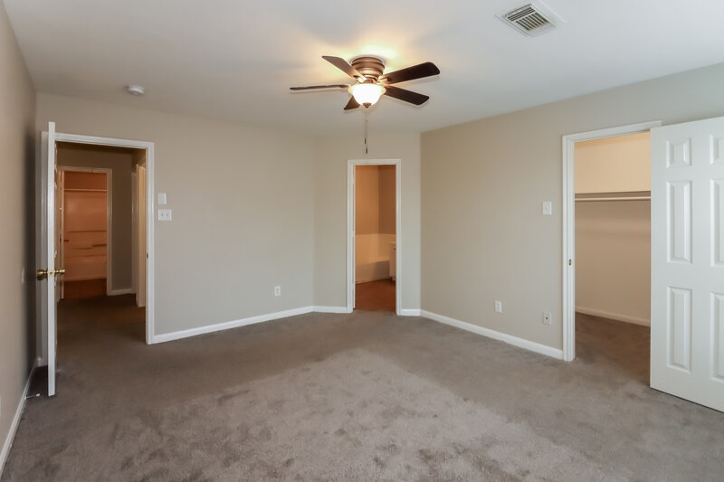 1,945/Mo, 15411 Blue Creek Ranch Dr Houston, TX 77086 Main Bedroom View