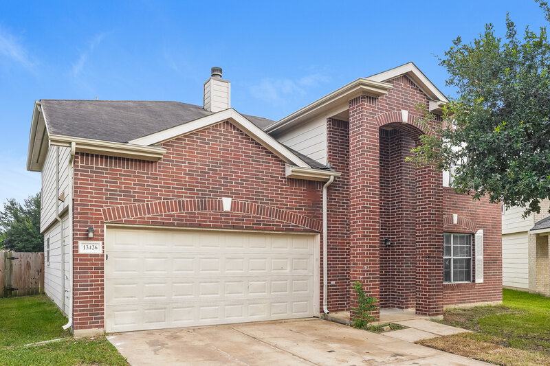2,125/Mo, 13426 Fountain Hills Ct Houston, TX 77086 Front View