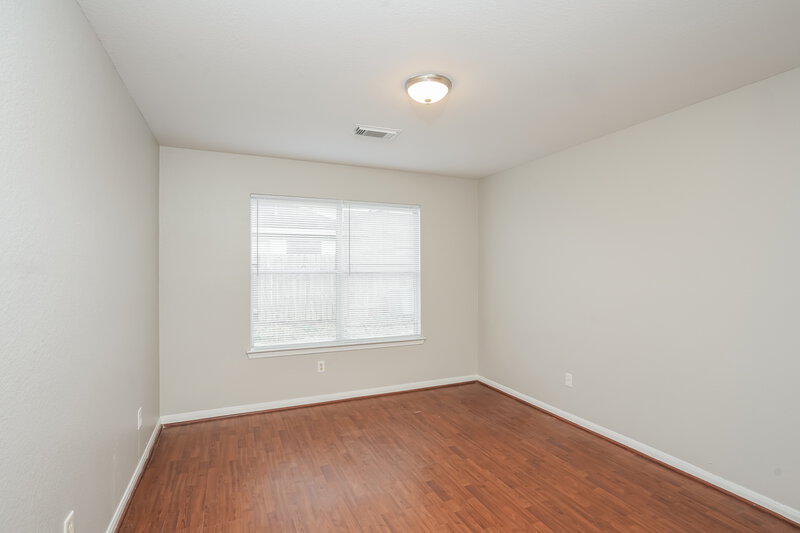 2,125/Mo, 13426 Fountain Hills Ct Houston, TX 77086 Bedroom View