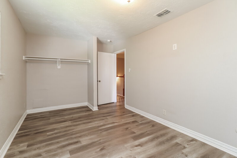 1,680/Mo, 6634 Sandswept Ln Houston, TX 77086 Bedroom View 2