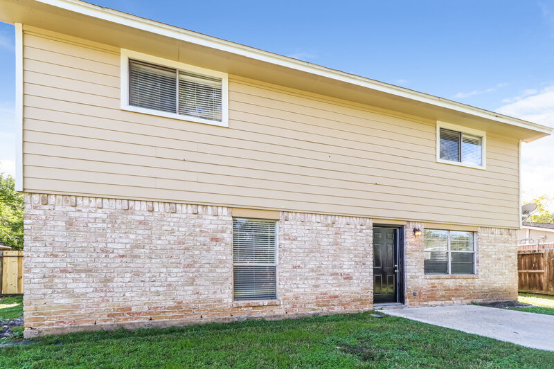 1,680/Mo, 6634 Sandswept Ln Houston, TX 77086 Rear View